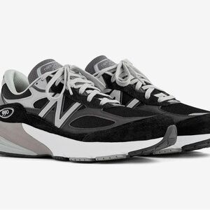 New Balance Black and Gray Women's Sneakers